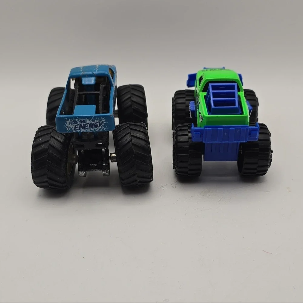 Greenbrier International Lot of 2 Monster Trucks Blue Thunder & Zombie